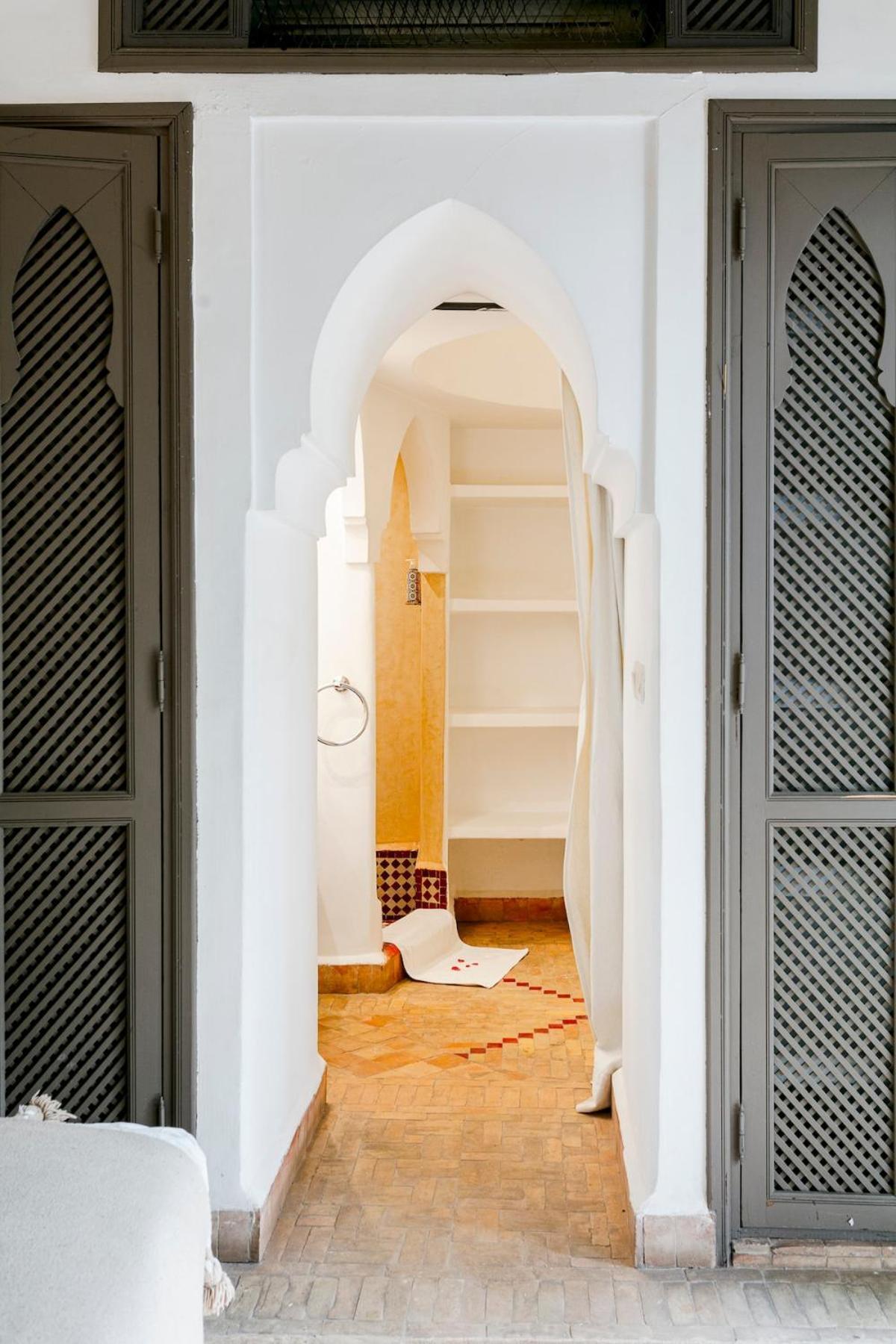 Hébergement de vacances Lou, 5 Bedrooms, Private 12 P, Pool, Hammam